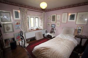 Double bedroom - click for photo gallery